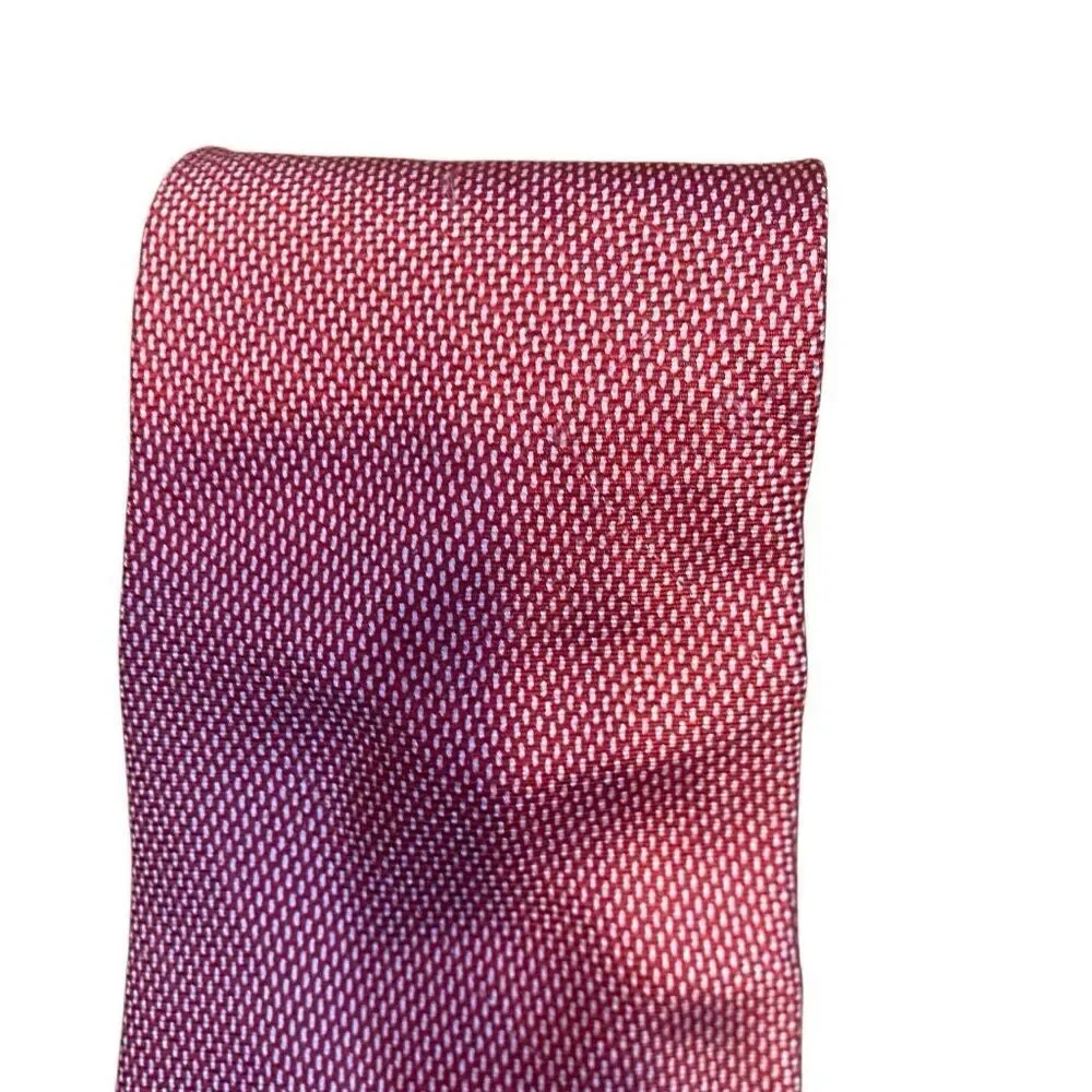 346 Brooks Brothers red 100% silk tie